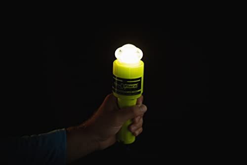 ACR ResQFlare Electronic Distress Signal & USCG Approved Flag - Water-Resistant, 6+ Mile Visibility
