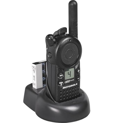 Motorola CLS1410 2-Way Radio UHF Walkie Talkie 5-Mile Range 4 Channels
