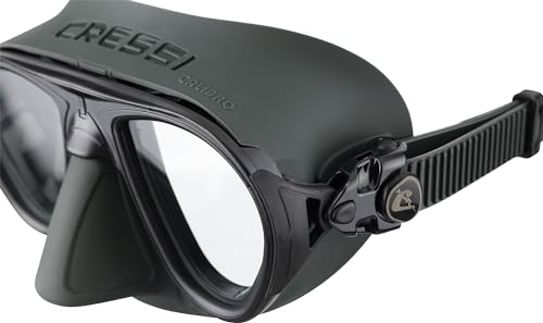 Cressi Adult Scuba Diving Mask Green - Fog Stop, Low Volume, Wide View, Made in Italy