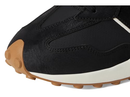 New Balance Women's 327 Golf Shoes Spikeless True Black 7.5
