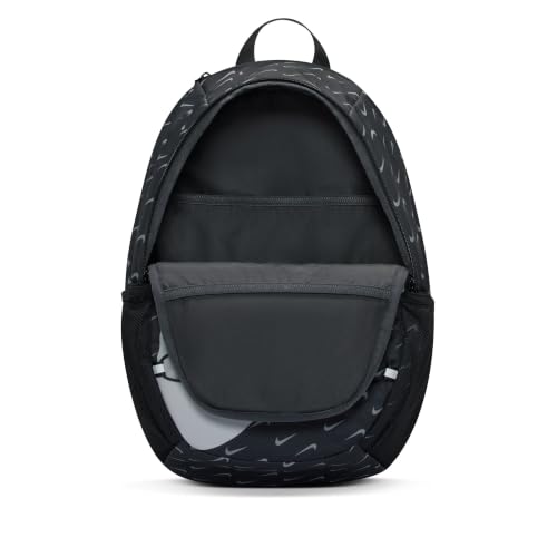 Nike Unisex Heritage Sweep Backpack Medium Black/Black/Wolf Grey