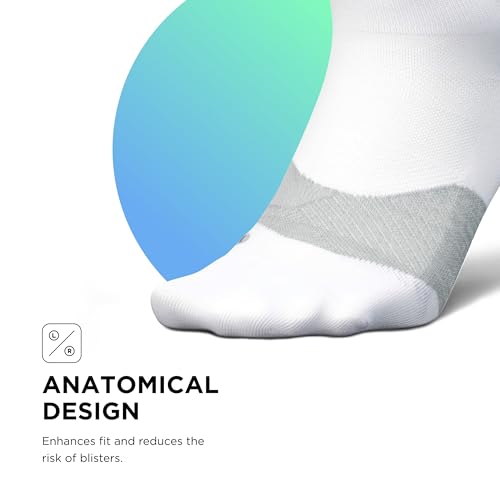 Feetures Elite Light Cushion Mini Crew Socks - Medium White 3 Pairs