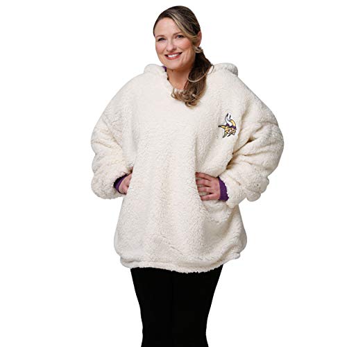 FOCO NFL Team Logo Reversible Sherpa Hoodie Sweatshirt - Vikings, Camo, One Size
