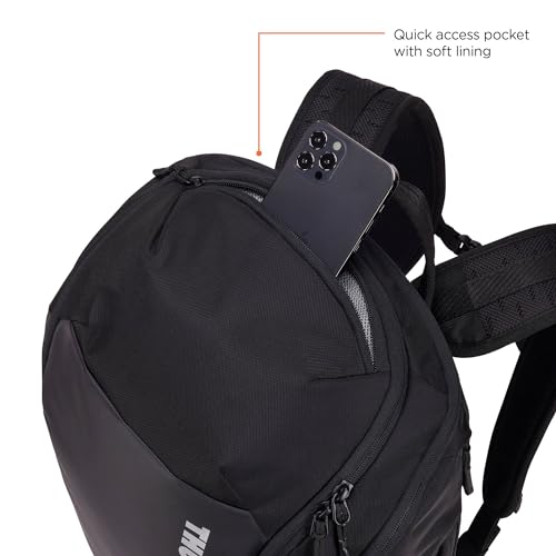 Thule Chasm 26L Backpack Black - Weather-Resistant Daypack for Travel & Sport