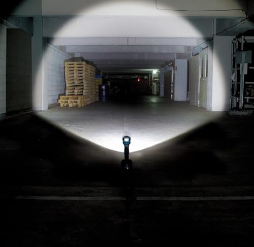 Makita 18V LXT Cordless LED Flashlight - Adjustable Beam, Compact & Durable