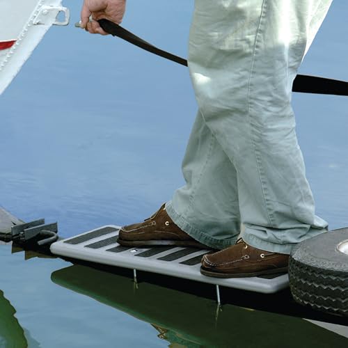 Boat Trailer Tongue Walkway Platform - Slip-Resistant Support for Launching