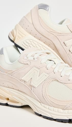 New Balance Men's M2002RCC Sneakers - Calm Taupe, Size 9