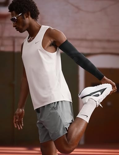 Nike Men's Downshifter 14 Road Running Shoes Summit White/Metallic Silver/Black/White