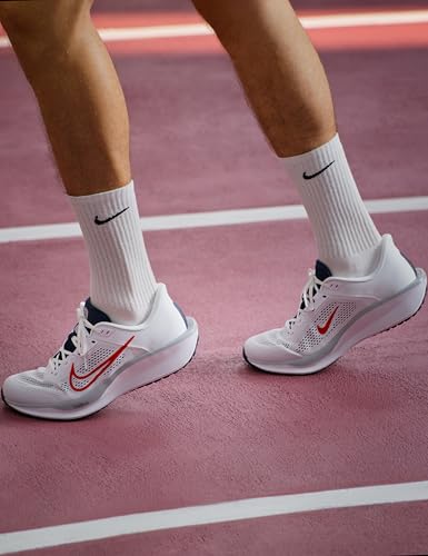 Nike Men's Quest 6 Running Shoes Size 9.5 White Red Gray