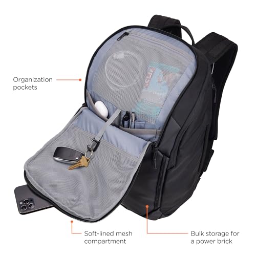 Thule Chasm 26L Backpack Black - Weather-Resistant Daypack for Travel & Sport