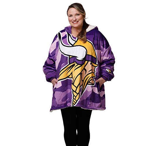 FOCO NFL Team Logo Reversible Sherpa Hoodie Sweatshirt - Vikings, Camo, One Size