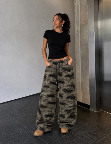 Aelfric Eden Women's Baggy Camouflage Sweatpants Small Unisex Y2K Streetwear