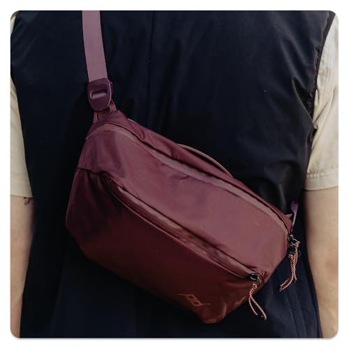 Peak Design Outdoor Sling Bag 4L Black — Adjustable Crossbody Camera & Essentials Carrier