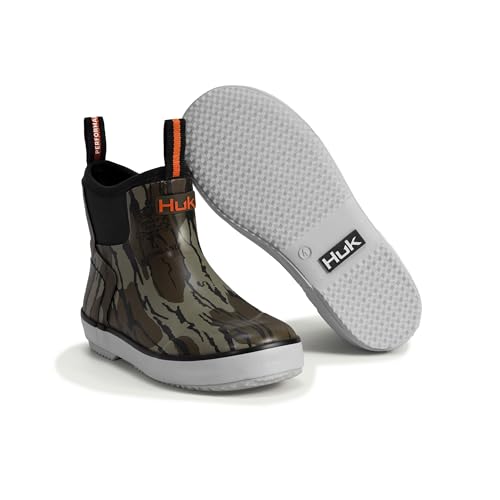 HUK Kids Rogue Wave Shoe - Youth Mossy Oak Deck & Fishing Boot, 2 Big Kid