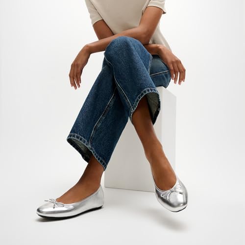 Women's Metallic Leather Mary Janes - Slim, Supportive & Comfortable - Size 10.5, Silver