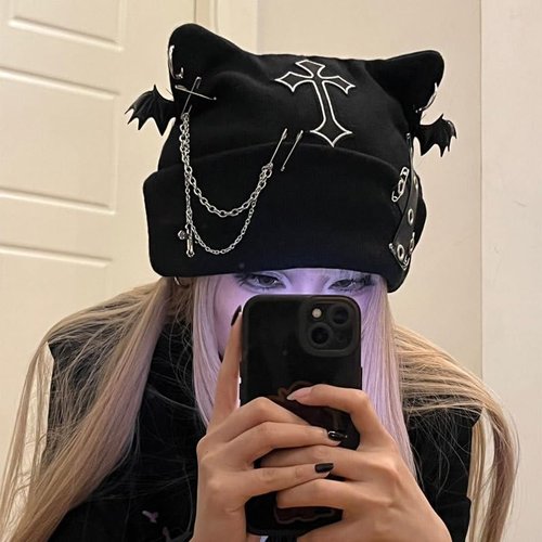 TYHOTULY Y2k Goth Beanie Hats for Women Winter Punk Emo Grunge Cat Ear Knitted Cap Gothic Streetwear Halloween Accessories (Black,One Size)