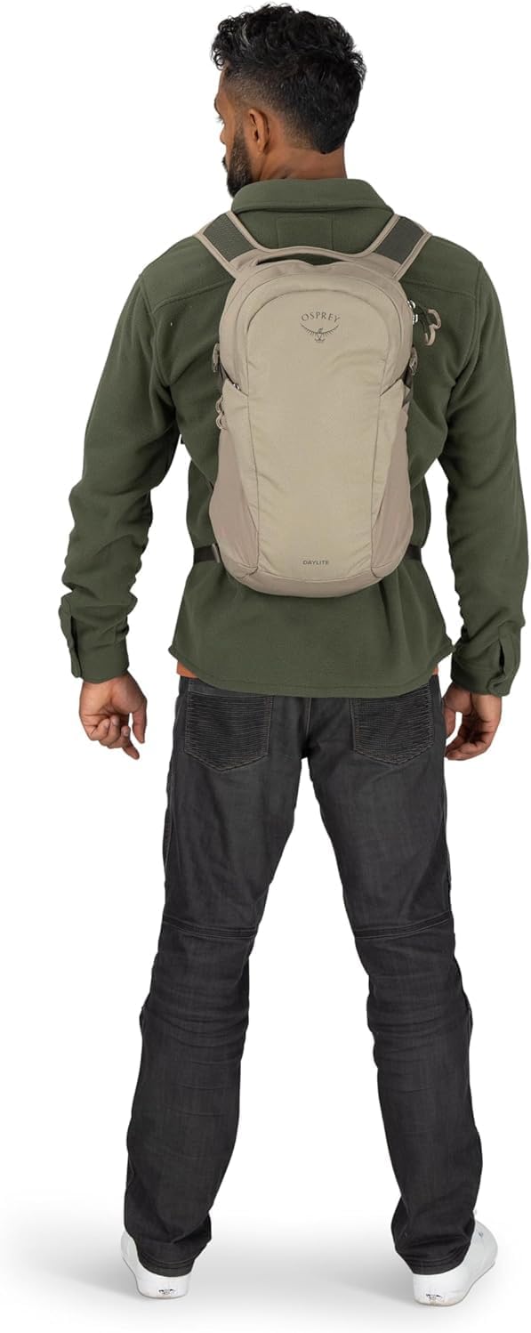 Osprey Daylite Commuter Backpack - Lightweight Everyday Bag with Laptop Sleeve & Water Bottle Pockets