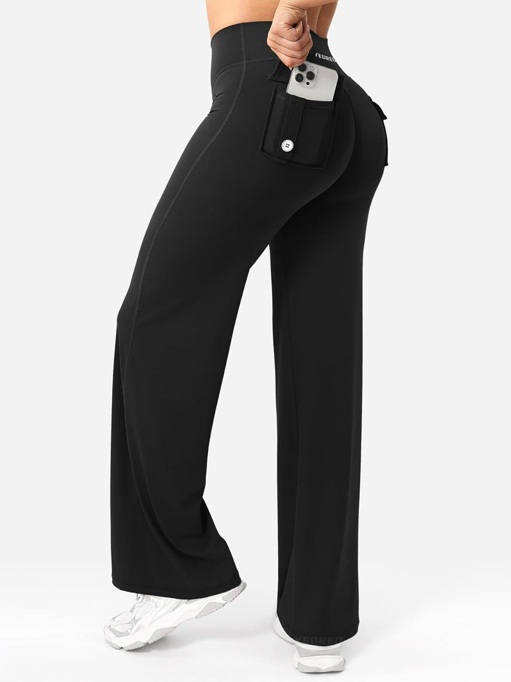 YEOREO High Waist Cargo Leggings for Women - Straight Leg Design with Pockets & No Front Seam