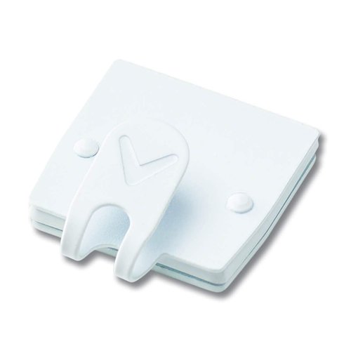 Callaway Golf 2021 Triple Track Hat Clip, White