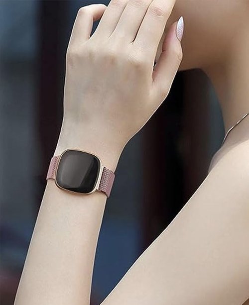 2 Packs Stainless Steel Metal Bands Compatible with Fitbit Versa 2 Bands Women, Metal Mesh Loop Adjustable Replacement Strap for Fitbit Versa/Versa Lite/Versa SE Smart Watch (S)