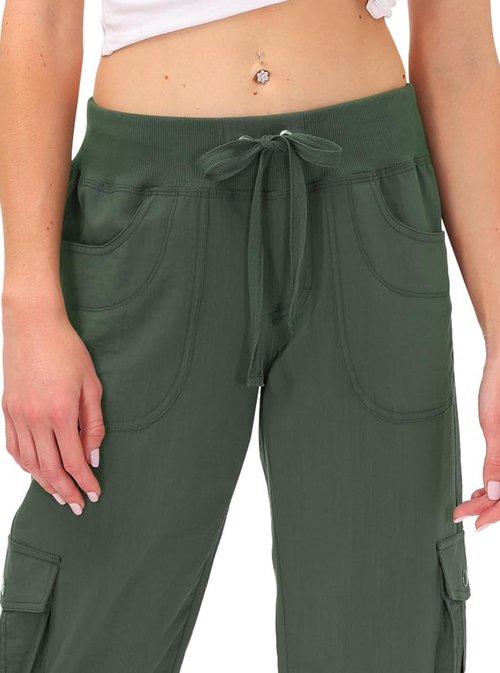 MoFiz Women's Capris - Lightweight Casual Pants with Pockets for Hiking | Loose Fit Baggy Design