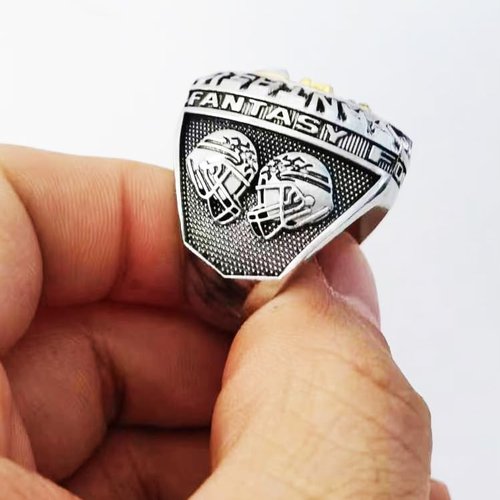 guancrown 2026 Fantasy Football Championship Ring Award Prize Trophy Sports Winner MVP FFL Ring (Ring and Stand, Size 8)