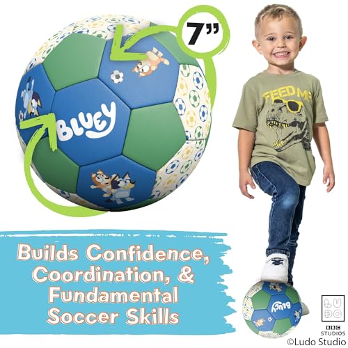 Bluey Jr PVC Soccer Ball - Vibrant Bluey Characters, Durable & Bouncy, Indoor & Outdoor Play, Includes Variation Bluey Jr / Soccer Ball