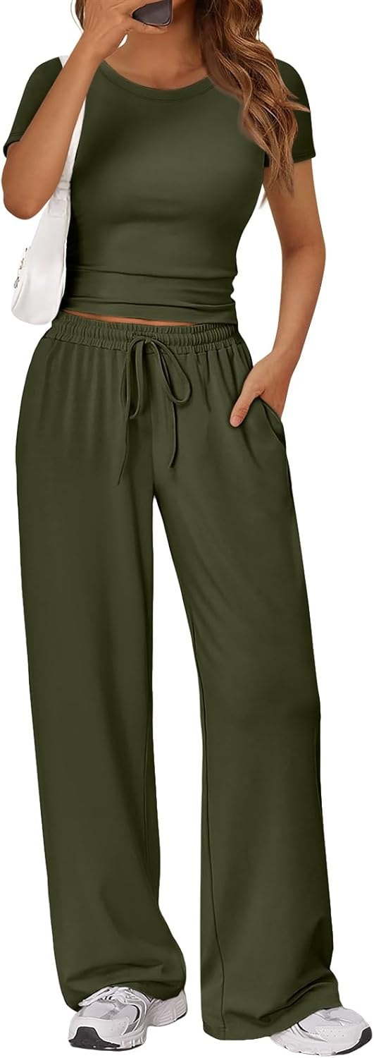 Trendy Queen | 2-Piece Summer Lounge Set for Women - Side Ruching Top & Wide Leg Pants with Pockets