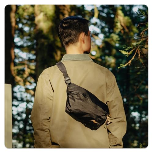 Peak Design Outdoor Sling Bag 4L Black — Adjustable Crossbody Camera & Essentials Carrier