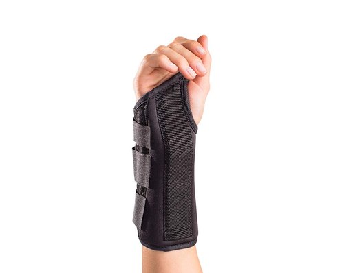Donjoy ComfortFORM Wrist Support - Right - Medium
