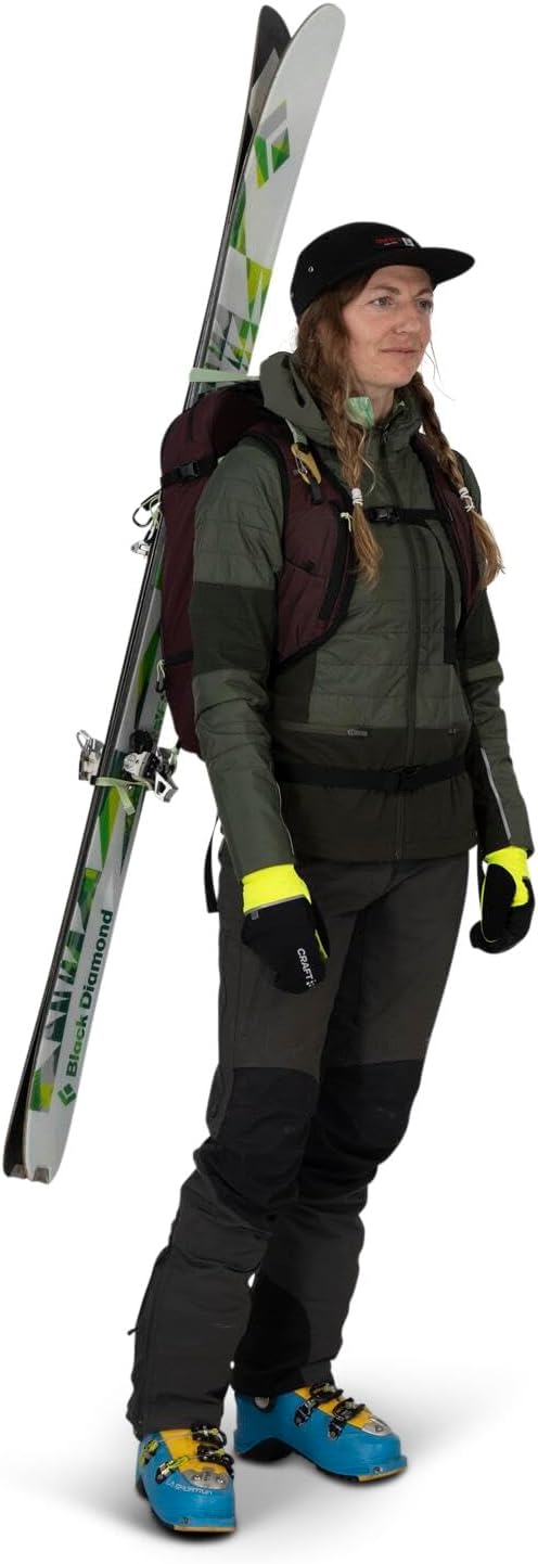 Osprey Firn 18L Ski & Snowboard Backpack - Elderberry Purple & Peppermint Green | Small/Medium Size
