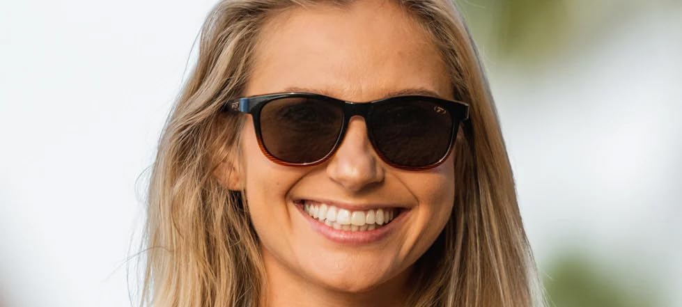 Tifosi Swank Sport Sunglasses - Tangle-Free Design for Cycling, Golf, Hiking & Running | Stylish Look
