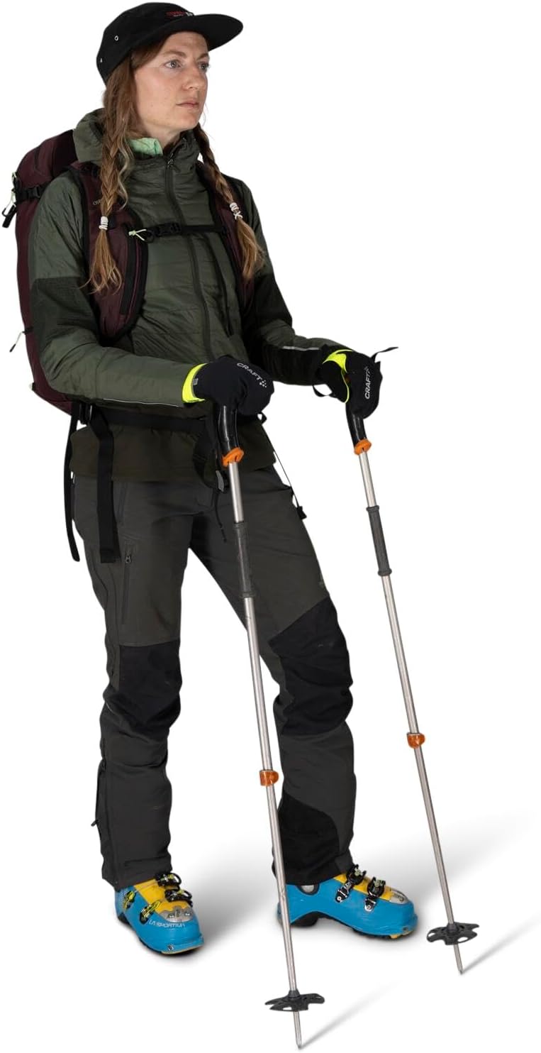 Osprey Firn 18L Ski & Snowboard Backpack - Elderberry Purple & Peppermint Green | Small/Medium Size