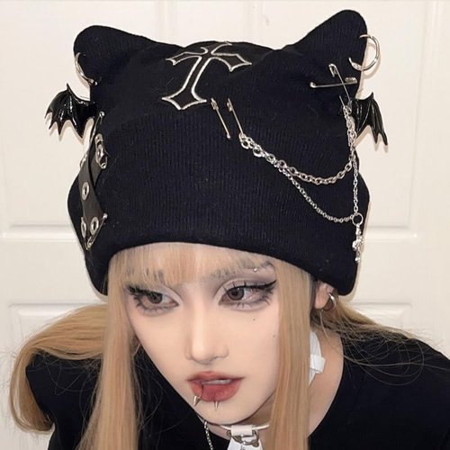 TYHOTULY Y2k Goth Beanie Hats for Women Winter Punk Emo Grunge Cat Ear Knitted Cap Gothic Streetwear Halloween Accessories (Black,One Size)