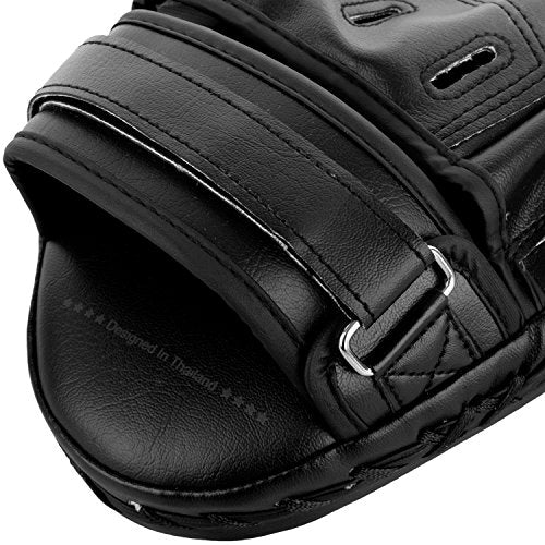 Venum Light Focus Boxing Mitts Black/Black - Lightweight Curved Training Gear