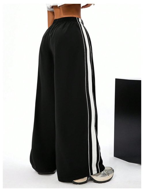 GORGLITTER Women's Baggy Sweatpants Track Pants Joggers Y2k Bottoms Wide Leg Striped Oversized Sweat Pants Streetwear Black Medium