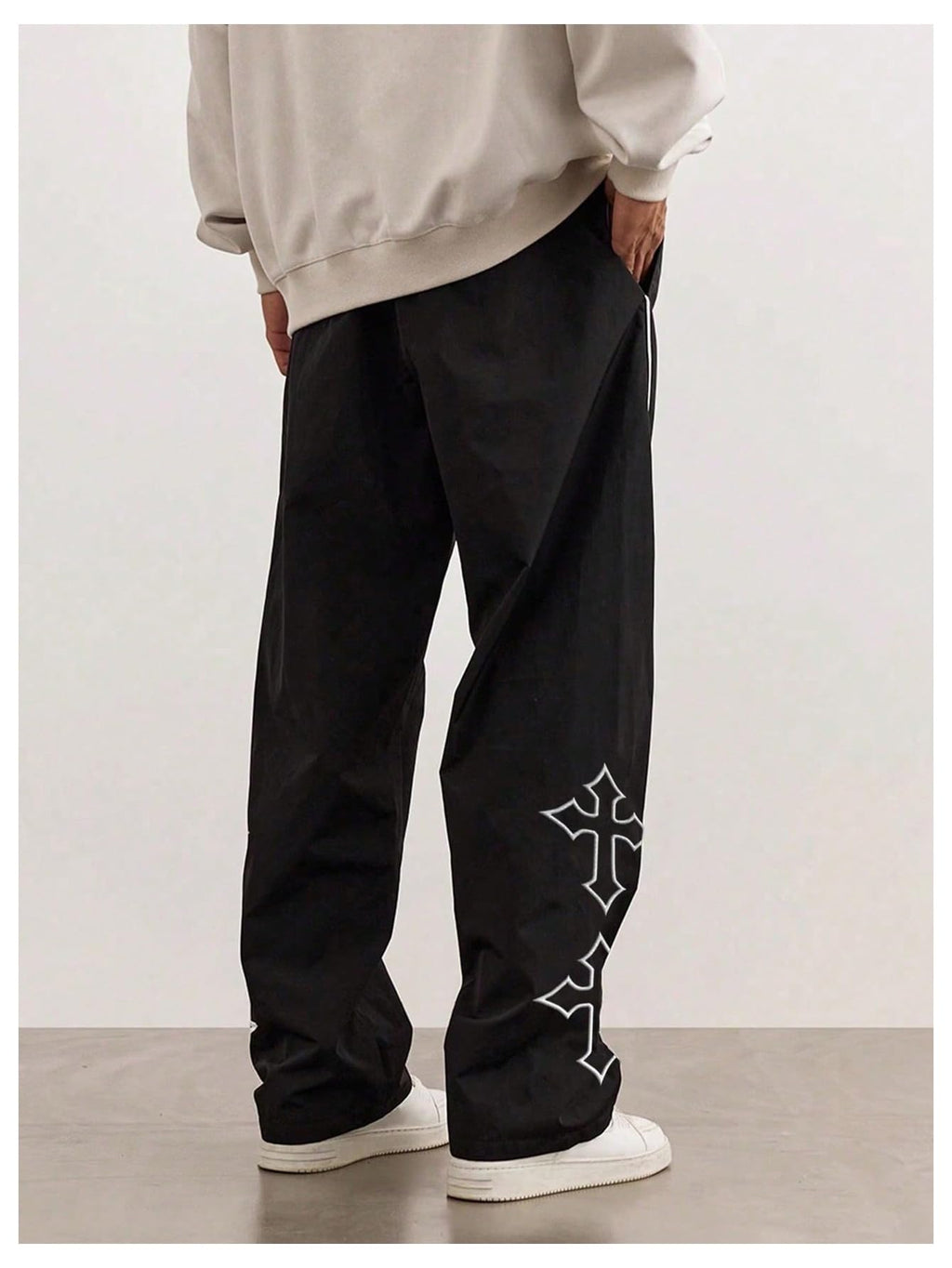 VIPWOLF Men's Cross Graphic Track Pants Y2k Drawstring Waist Stacked Joggers with Pocket Black Medium