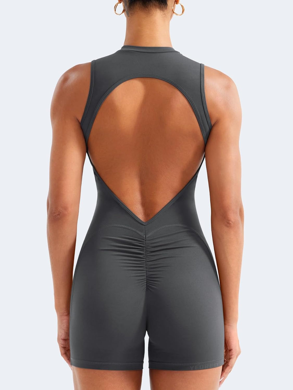 YEOREO Backless Workout Jumpsuit - Sleeveless One-Piece Yoga Romper with Pads | Tessia Scrunch Butt Design