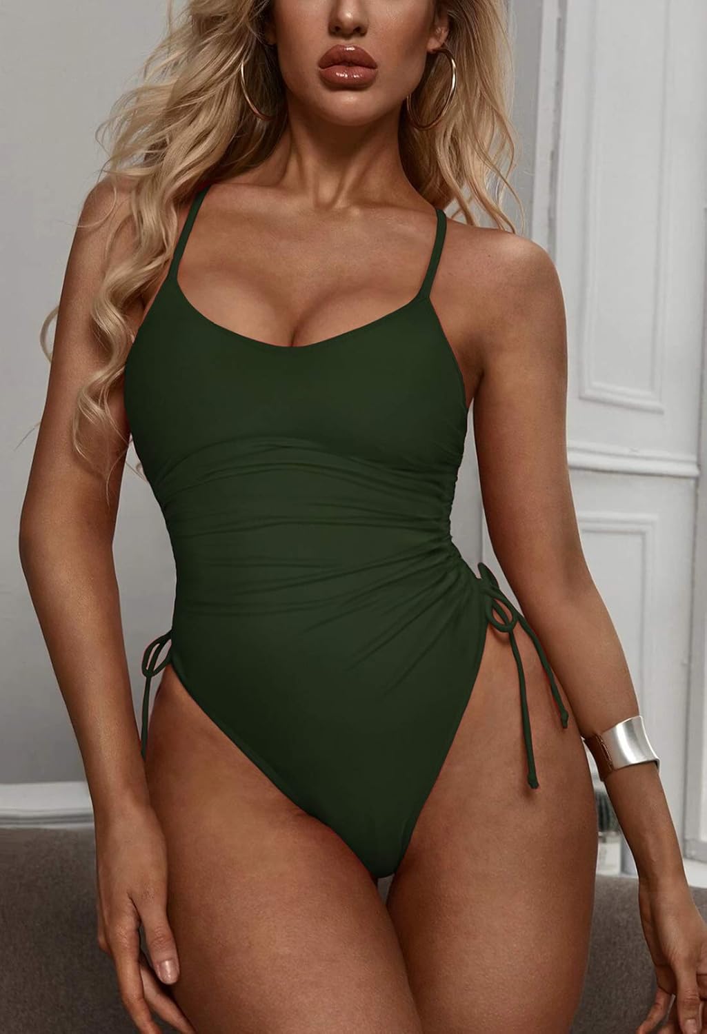 Viottiset Women's High Cut One Piece Swimsuit - Tummy Control Monokini in Stylish Design