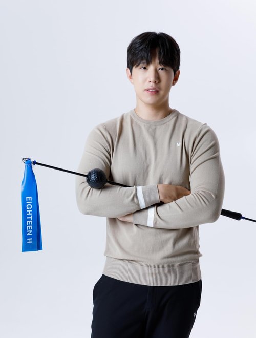 EIGHTEEN H Fast Swing Golf Trainer Speed Distance Training Aid for Long Drives Pro Heoseok