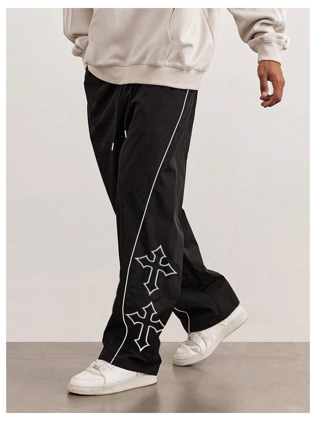 VIPWOLF Men's Cross Graphic Track Pants Y2k Drawstring Waist Stacked Joggers with Pocket Black Medium