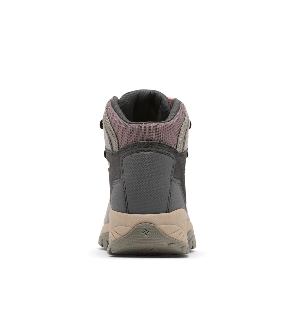 Columbia Womens Newton Ridge Plus Waterproof Amped, Stratus/Canyon Rose, 6.5 Wide
