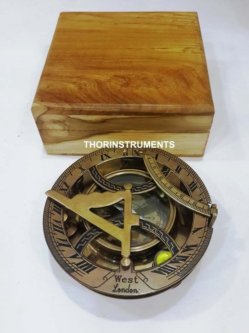 THOR INSTRUMENTS Antique Brass 4" Sundial Compass, Sundial Clock in Wood Box Gift Sun Clock Ship Replica Watch