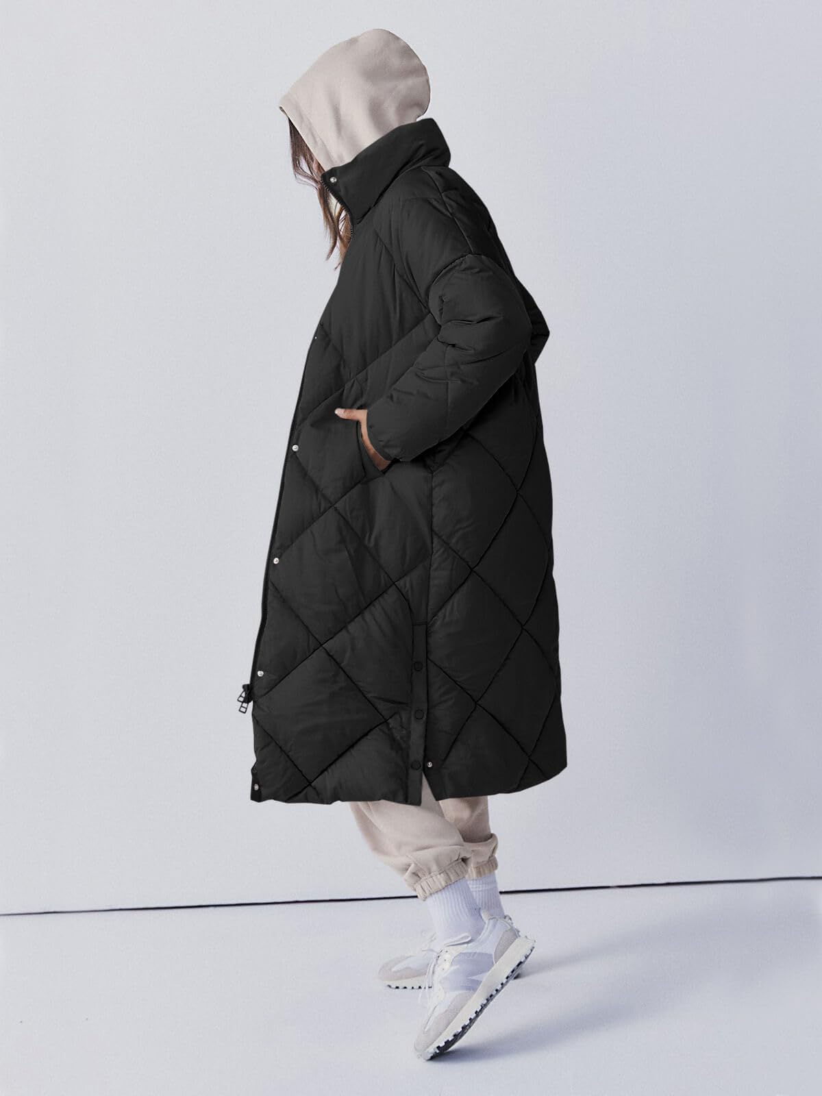 Tankaneo Women's Long Quilted Puffer Jacket Zip Up Baggy Down Winter Coats Outerwear with Pockets