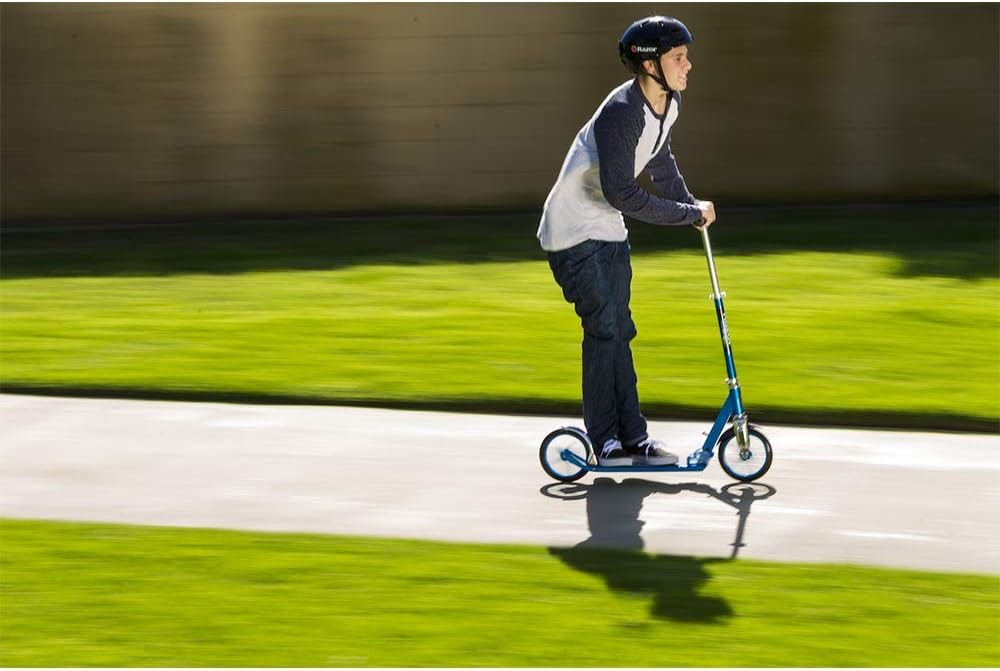 Razor A5 Lux Kick Scooter - Foldable Design, Large 8" Wheels, Adjustable Handlebars, Lightweight for Up to 220 lbs