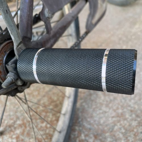 WADEKING WHW BMX Bike Pegs 4.3" Compatible with Both 14mm and 3/8 Inch Axles, Wheel Studs，Aluminum Alloy Durable and Stylish Non-Slip (Black)