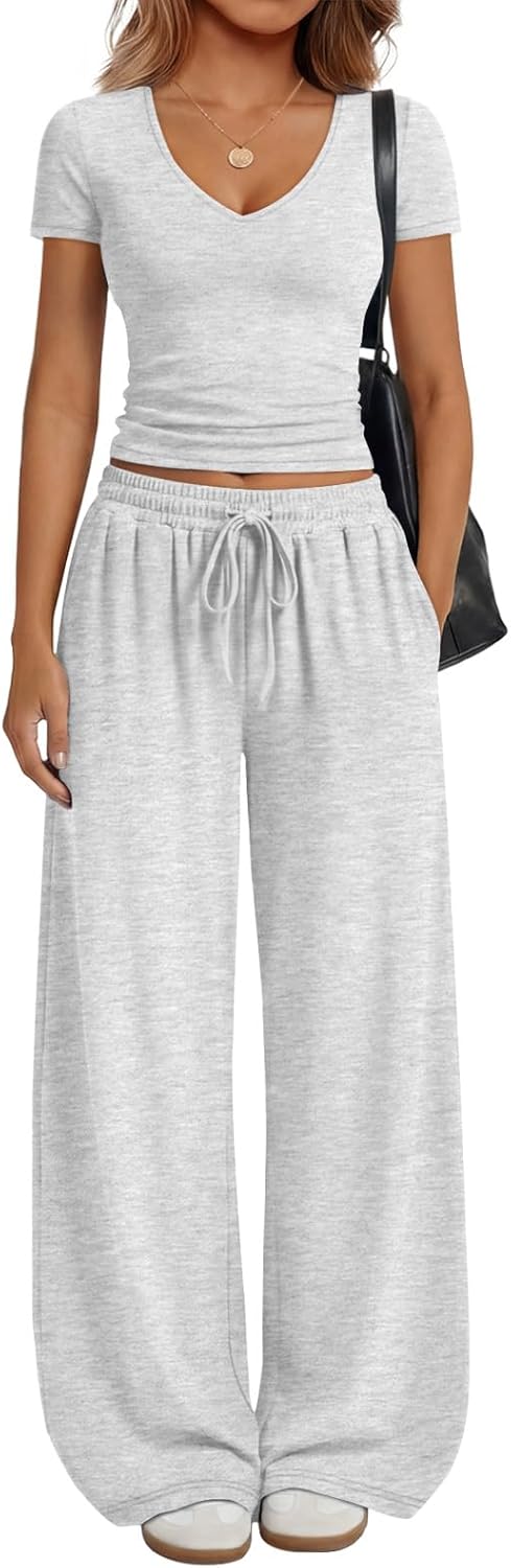 Trendy Queen 2-Piece Lounge Set for Women - Stylish Summer Outfits | Comfortable Spring Wear