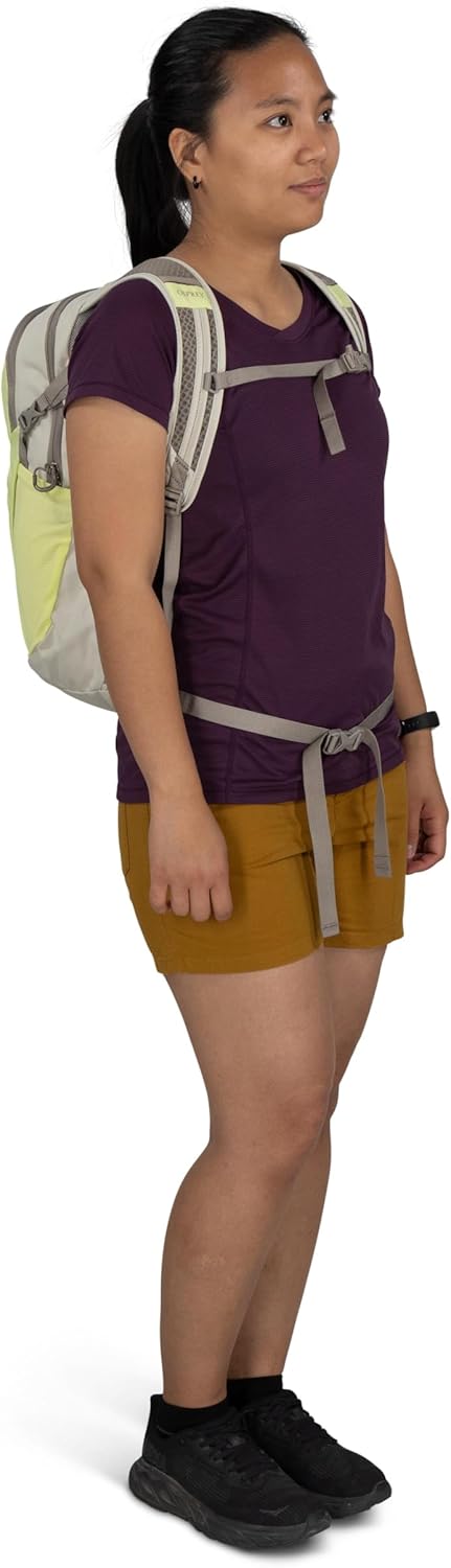 Osprey Daylite Commuter Backpack - Lightweight Everyday Bag with Laptop Sleeve & Bottle Pockets