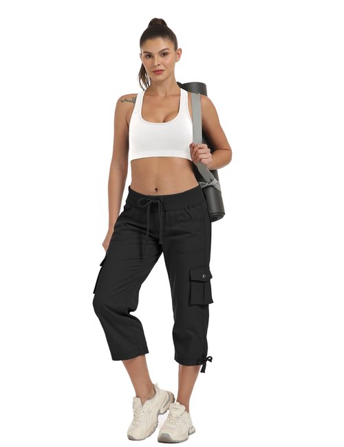 Enaisyl Women's Hiking Capri Pants with Pockets - Quick Dry Athletic Cargo Pants,Loose Fit Comfortable for Travel & Casual Black