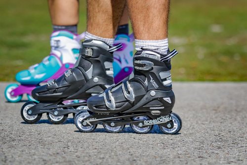 Roller Derby V-Tech 500 Adjustable Performance Inline Skates for Men, Women, Kids, Teens, Large (6-9), Black